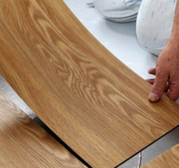 SÀN NHỰA GỖ KẾT HỢP KEO DÁN SẴN TIỆN LỢI  SN 19