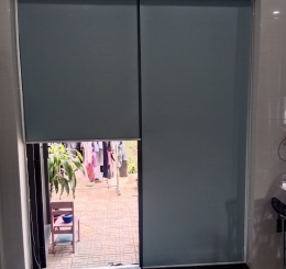 Địa Chỉ Bán Thi Công Rèm Cuốn Giá Rẻ Nhất Dĩ An 