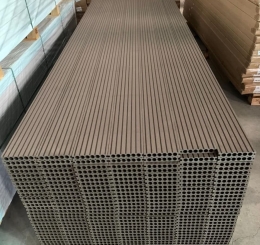 Cửa Hàng Thi Công Sàn Gỗ Nhựa Ngoài Trời Chất Lượng Cao - Thành Phố Biên Hòa