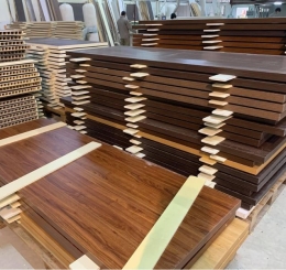 Cung cấp cửa nhựa Composite chất lượng tại Hố Nai 