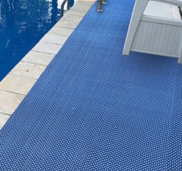 Cung cấp thảm nhựa lưới chống trơn trượt giá tốt tại Đồng Nai