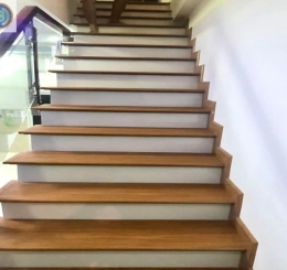 Địa chỉ bán Mặt bậc giả gỗ làm cầu thang tại Phước Tân