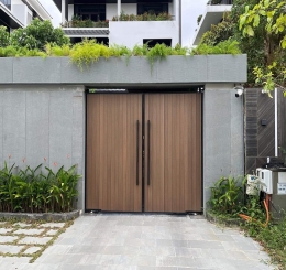 Mẫu Cổng Sắt Ốp Gỗ Nhựa Đẹp Tại Biên Hòa - Đồng Nai
