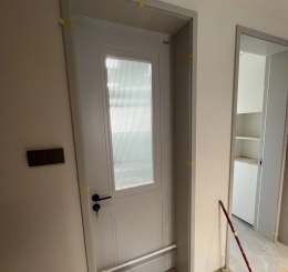 Nhận Cung Cấp Và Thi Công Cửa Gỗ Phủ Carbon Nhanh Chóng Tại Nhơn Trạch