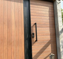 Nhận Thi Công Cổng Sắt Ốp Tấm Ốp Gỗ Nhựa Ngoài Trời Tại Trảng Bom Đồng Nai