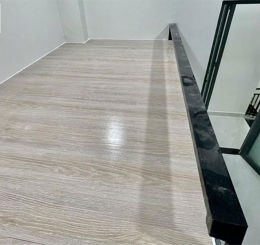 Nơi bán sàn nhựa chịu lực làm cầu thang, gác xép tại Quận 5