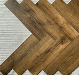 Sàn Nhựa Xương Cá Ở Tại Long Thành 