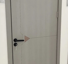 Showroom Xem Mẫu Cửa Nhựa Chất Lượng Tại Nhơn Trạch