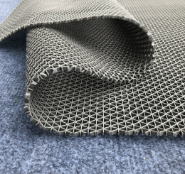 Thảm Nhựa Lỗ Thoát Nước , Thảm Nhựa Cẩm Mỹ - Bình Nam