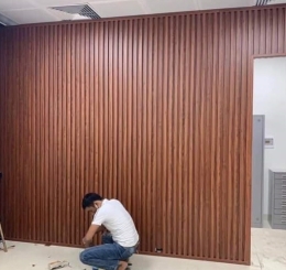 Thi Công Tấm Ốp Lam Sóng