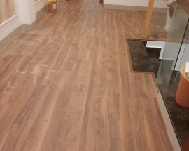 Thi Công Sàn Gỗ Và Tấm Ốp Vân Đá Tại Đồng Nai