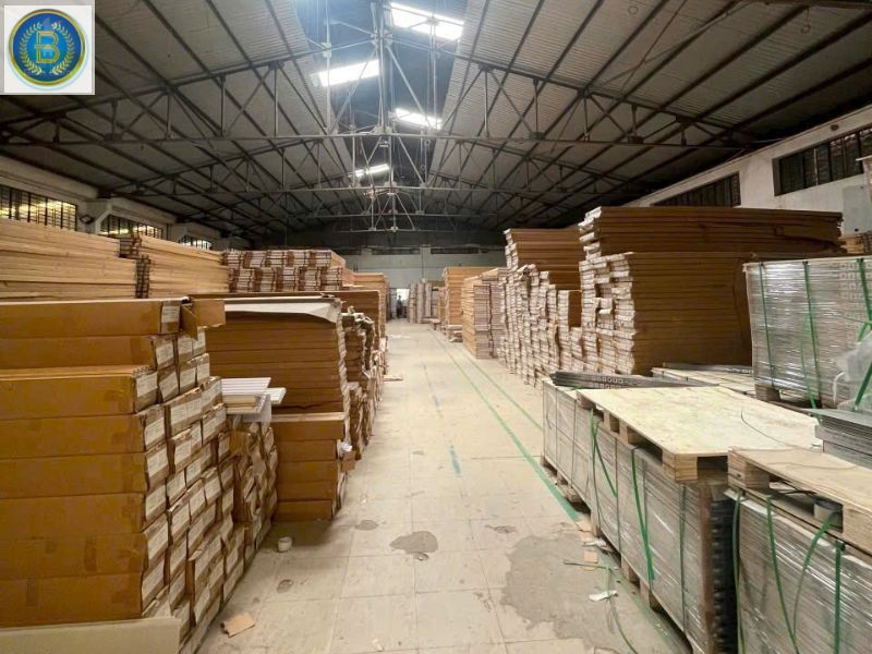 Kho hàng Vách Ngăn tại Bình Nam