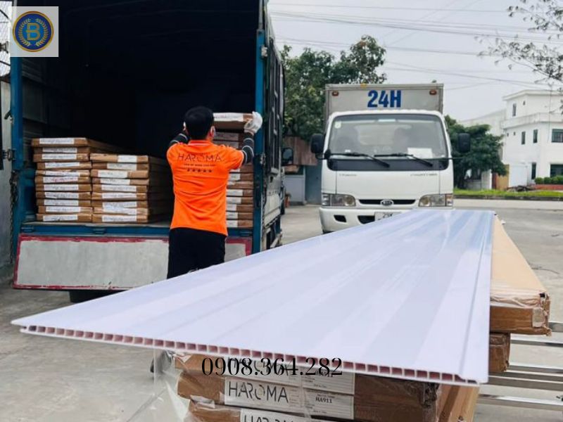 Xuống Hàng Vách Ngăn cho khách lẻ Xuống Hàng Vách Ngăn cho khách lẻ