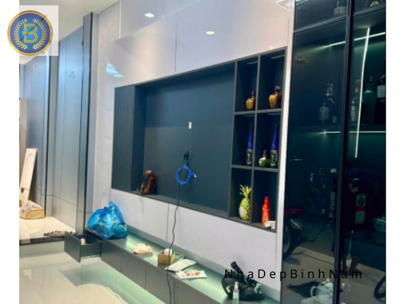 Mẫu Vách Tivi giật cấp Bình Nam hoàn thiện cho khách