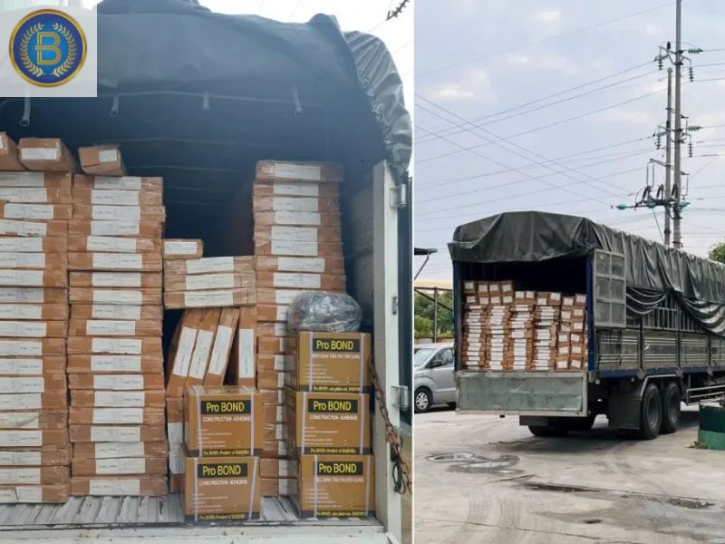 Xe giao hàng Tấm ốp cho khách