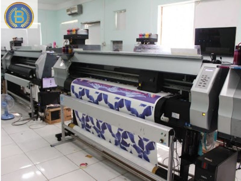 Giàn máy in tại kho xưởng Bình Nam Giàn máy in tại kho xưởng Bình Nam