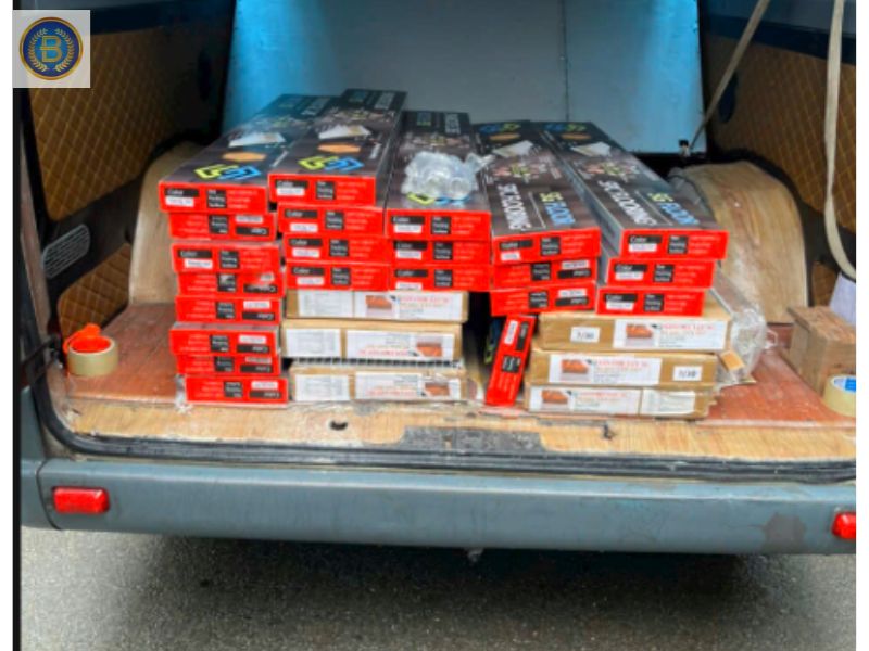 Xe giao hàng Sàn Nhựa cho khách Xe giao hàng Sàn Nhựa cho khách